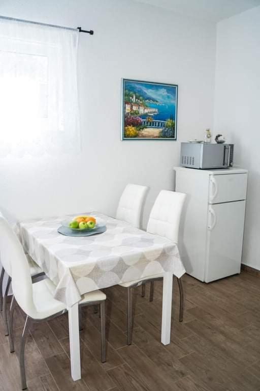 Apartmani Juricev וודיצה מראה חיצוני תמונה